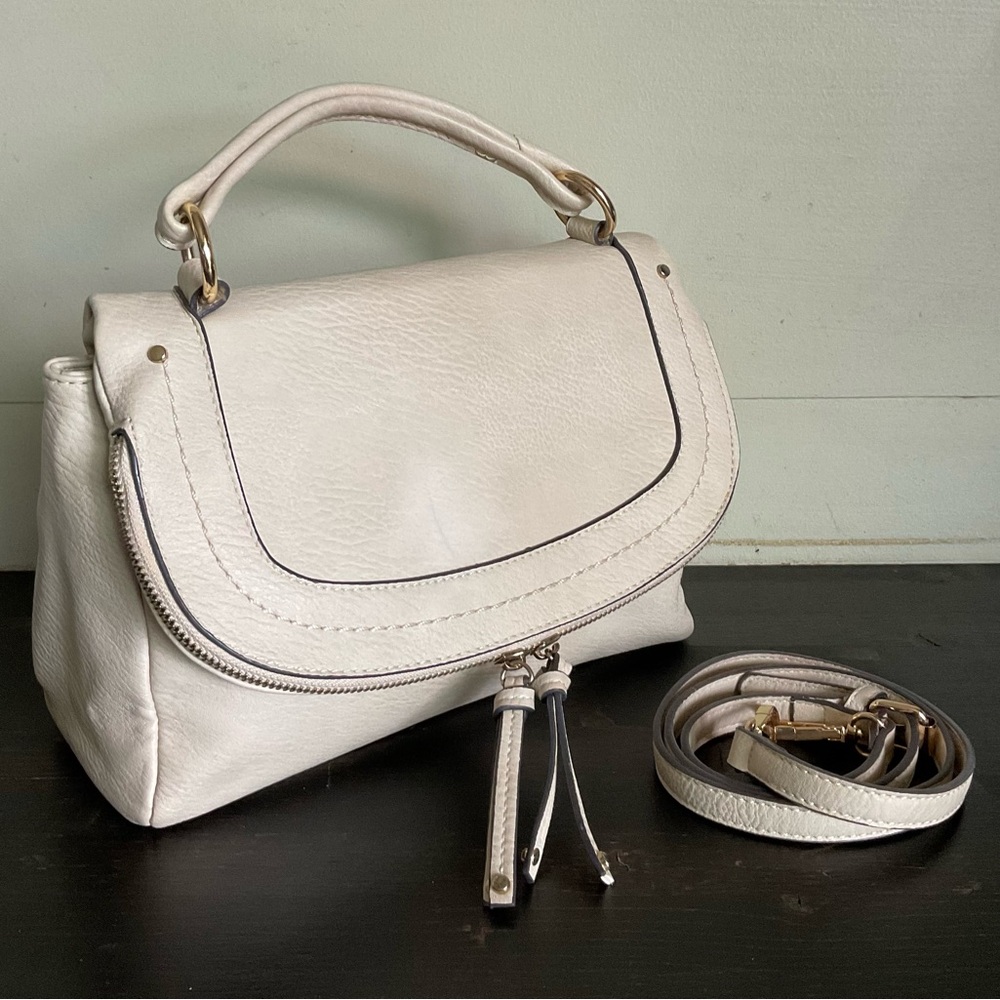 Sole Society Elegant Leather Handbag